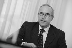 UNA STRADA DA PERCORRERE A PICCOLI PASSI