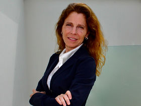 EVOLUZIONE DEL SETTORE ASSICURATIVO E OUTSOURCING