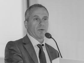 PERSONALIZZARE LA SOFFERENZA PSICOLOGICA: UN BEL DILEMMA