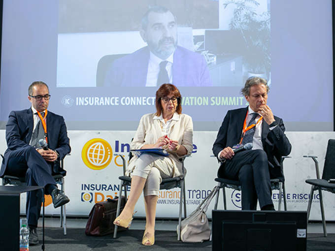 UN NUOVO PARADIGMA PER L’ASSICURAZIONE ITALIANA