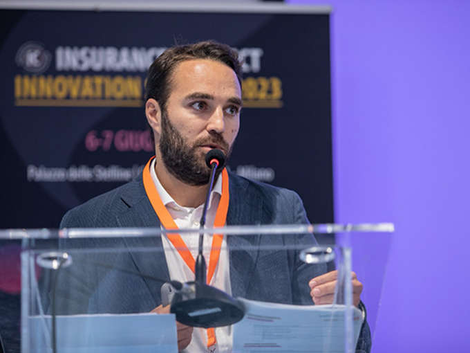 GLI INTERMEDIARI NELLA DIMENSIONE PHYGITAL