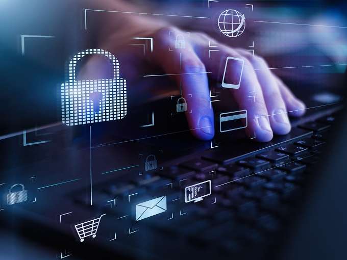 L’UE PROVA A REGOLAMENTARE L’INTELLIGENZA ARTIFICIALE