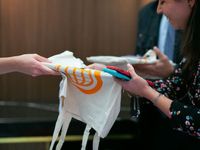 INTERMEDIARI, COME REINVENTARE I MODELLI COMMERCIALI